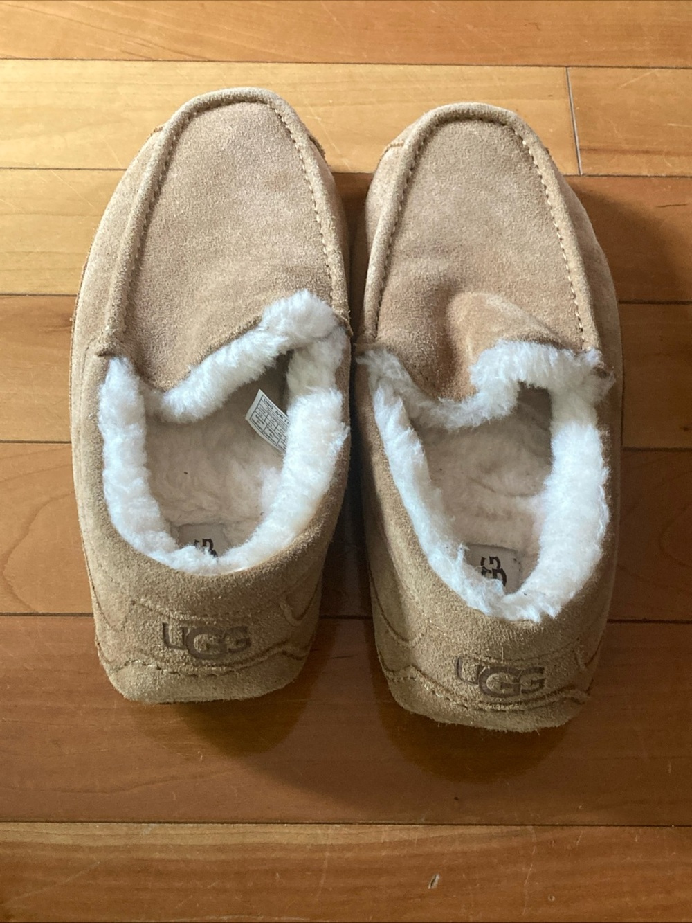 UGG Men's Tan Suede Ascot suede Slippers mocassins men’s size 12 NEW - Picture 3 of 6